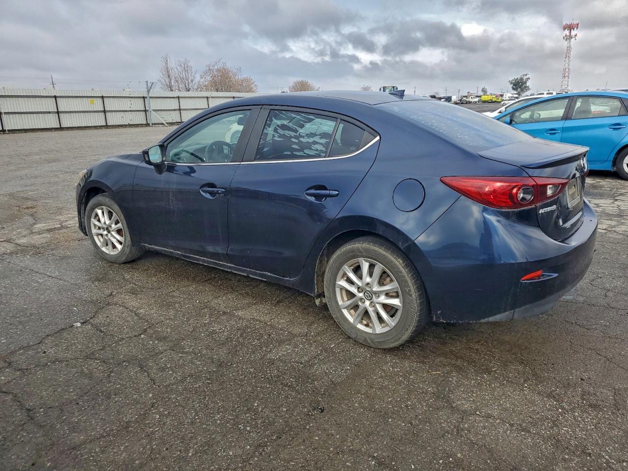 2016 MAZDA 3