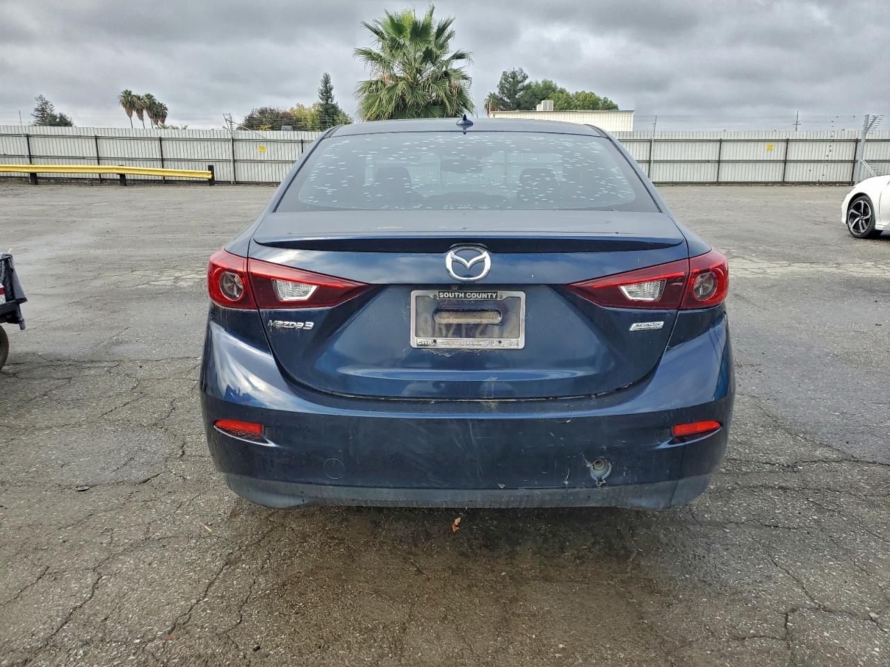 2016 MAZDA 3