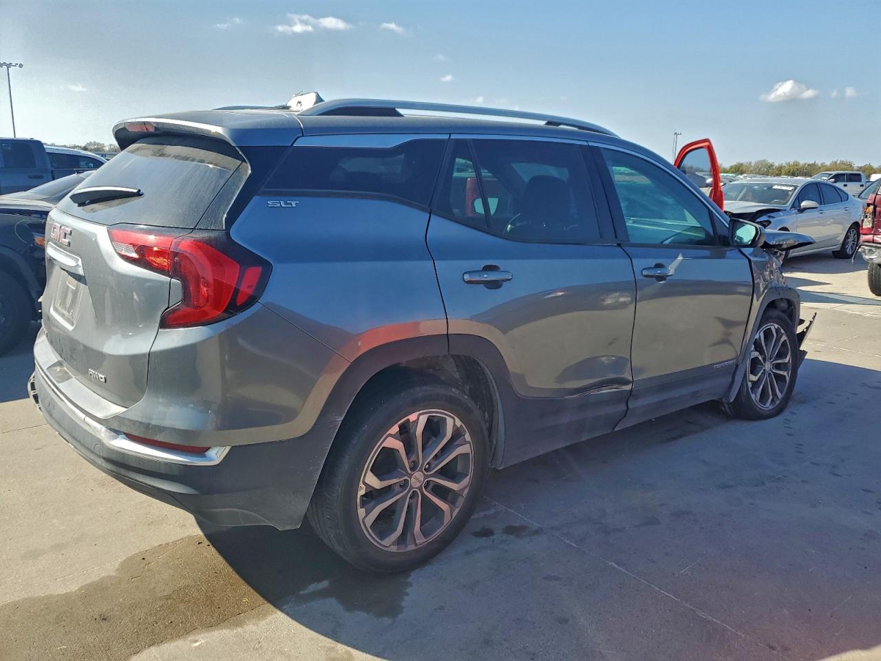 2020 GMC TERRAIN