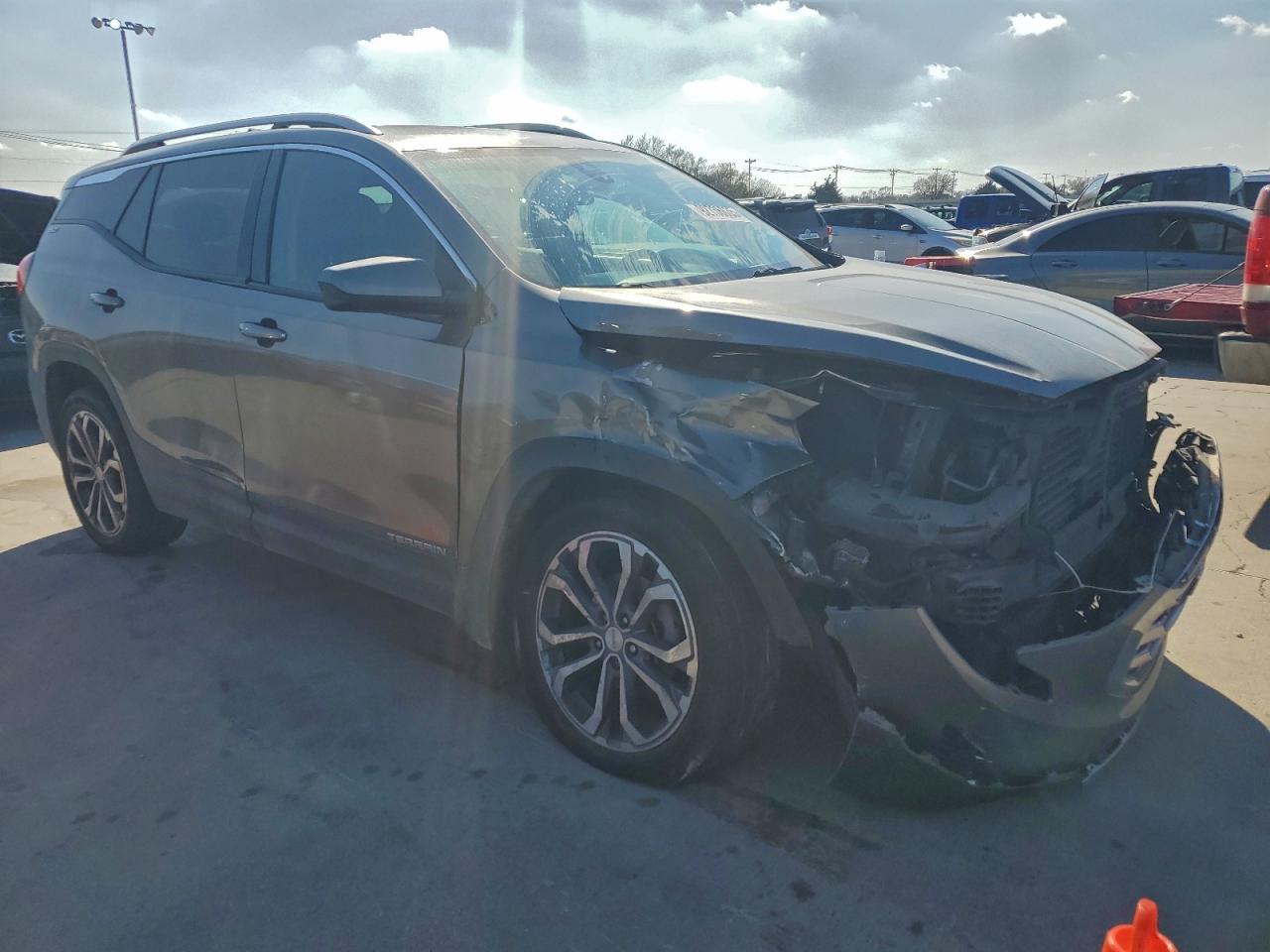 2020 GMC TERRAIN