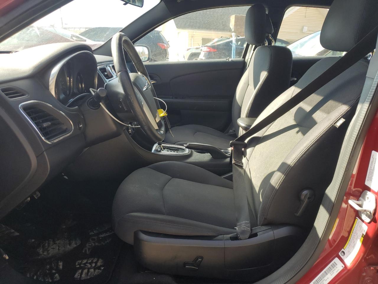 2012 CHRYSLER 200