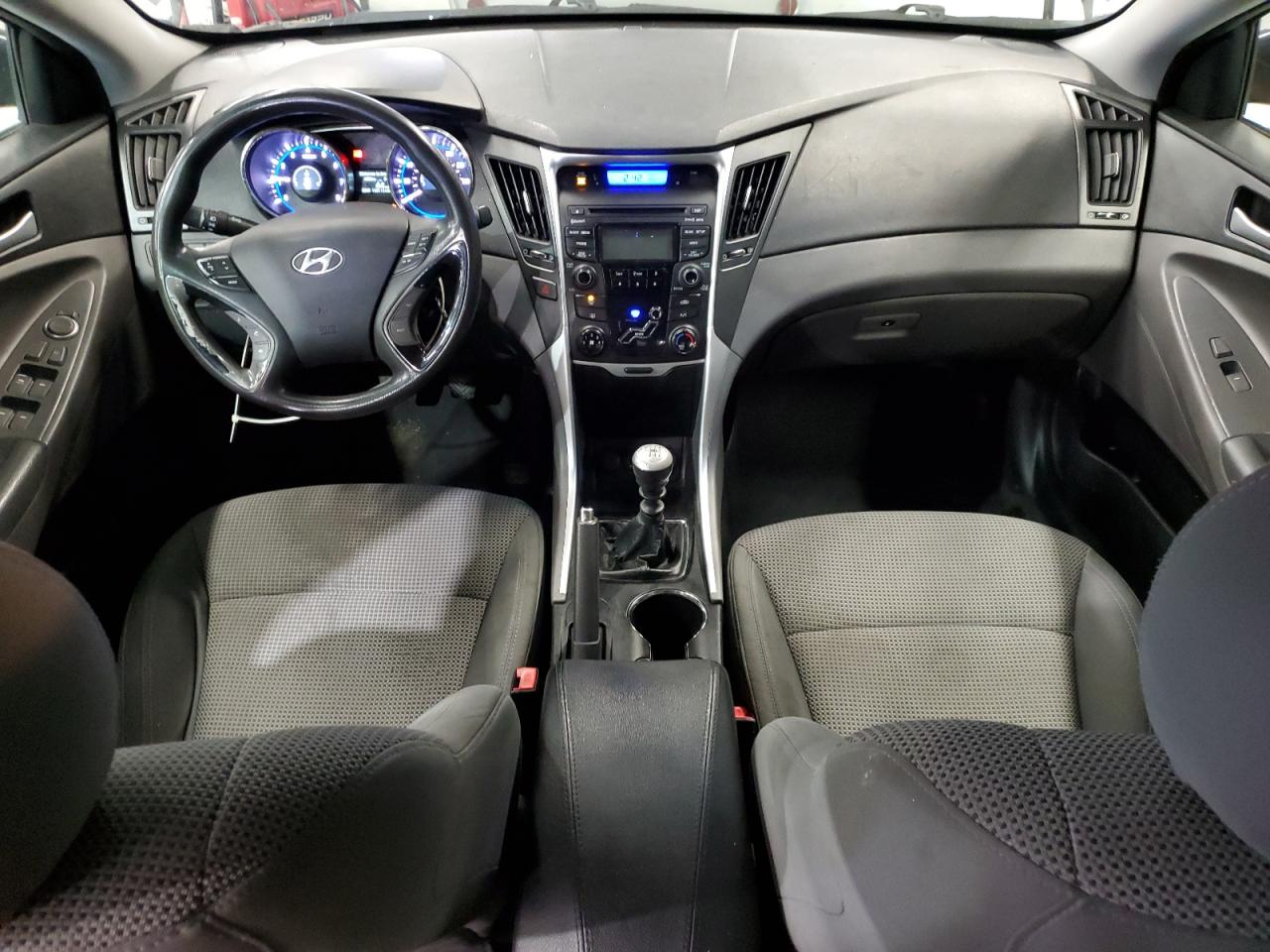 2012 HYUNDAI SONATA