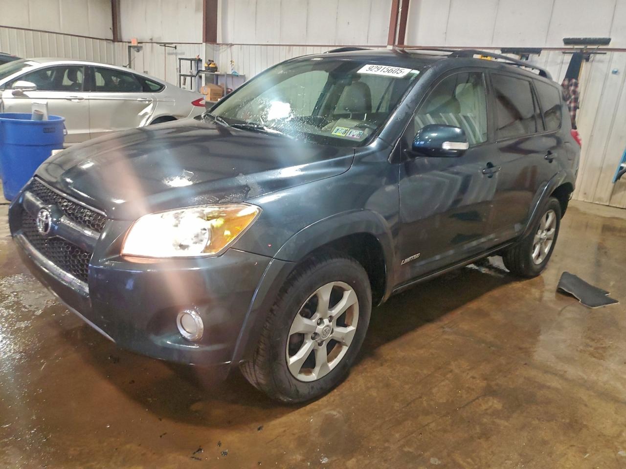 2011 TOYOTA RAV4