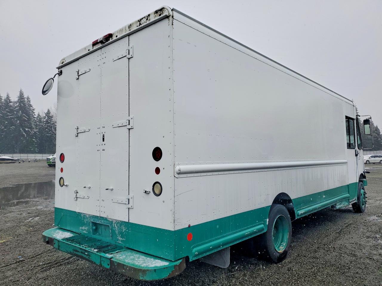 2012 WORKHORSE CUSTOM CHASSIS UNKNOWN