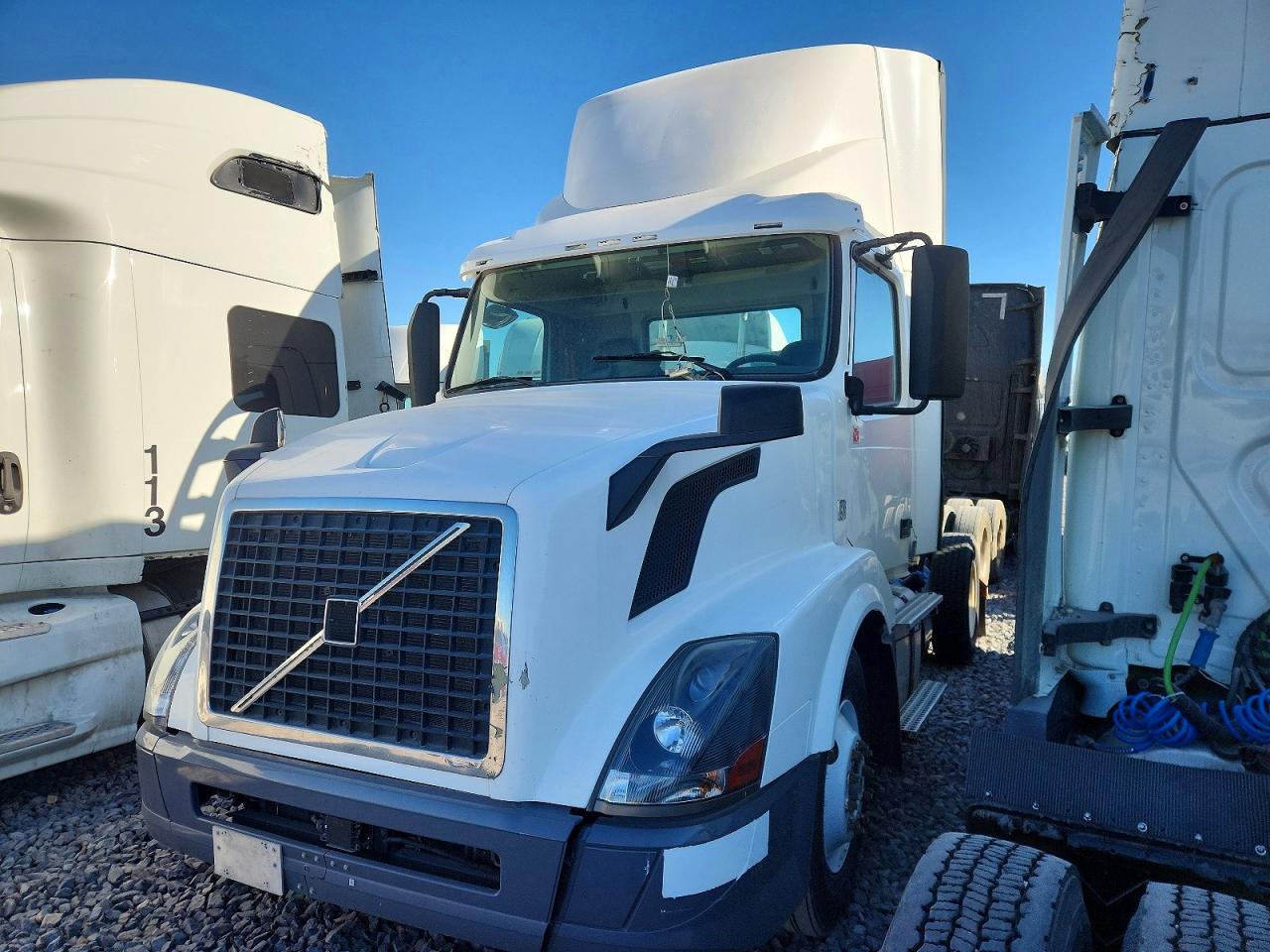2012 VOLVO VN