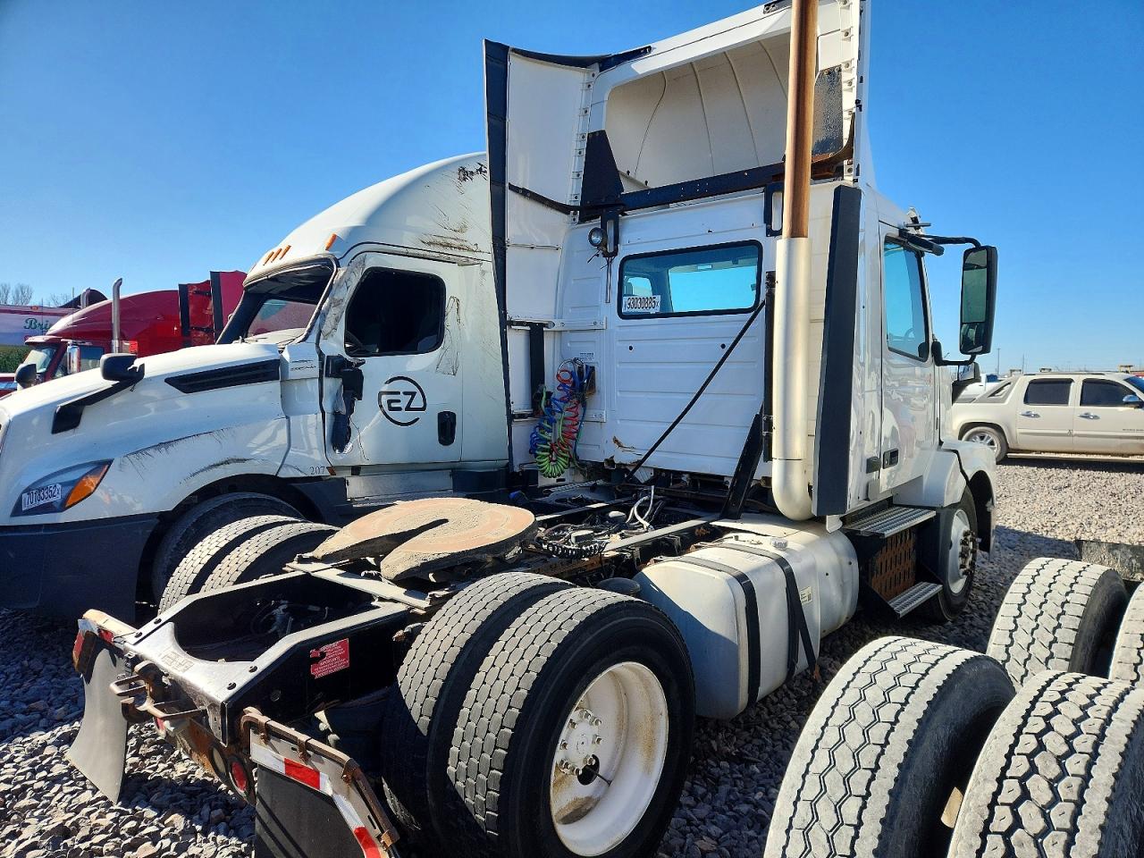 2012 VOLVO VN