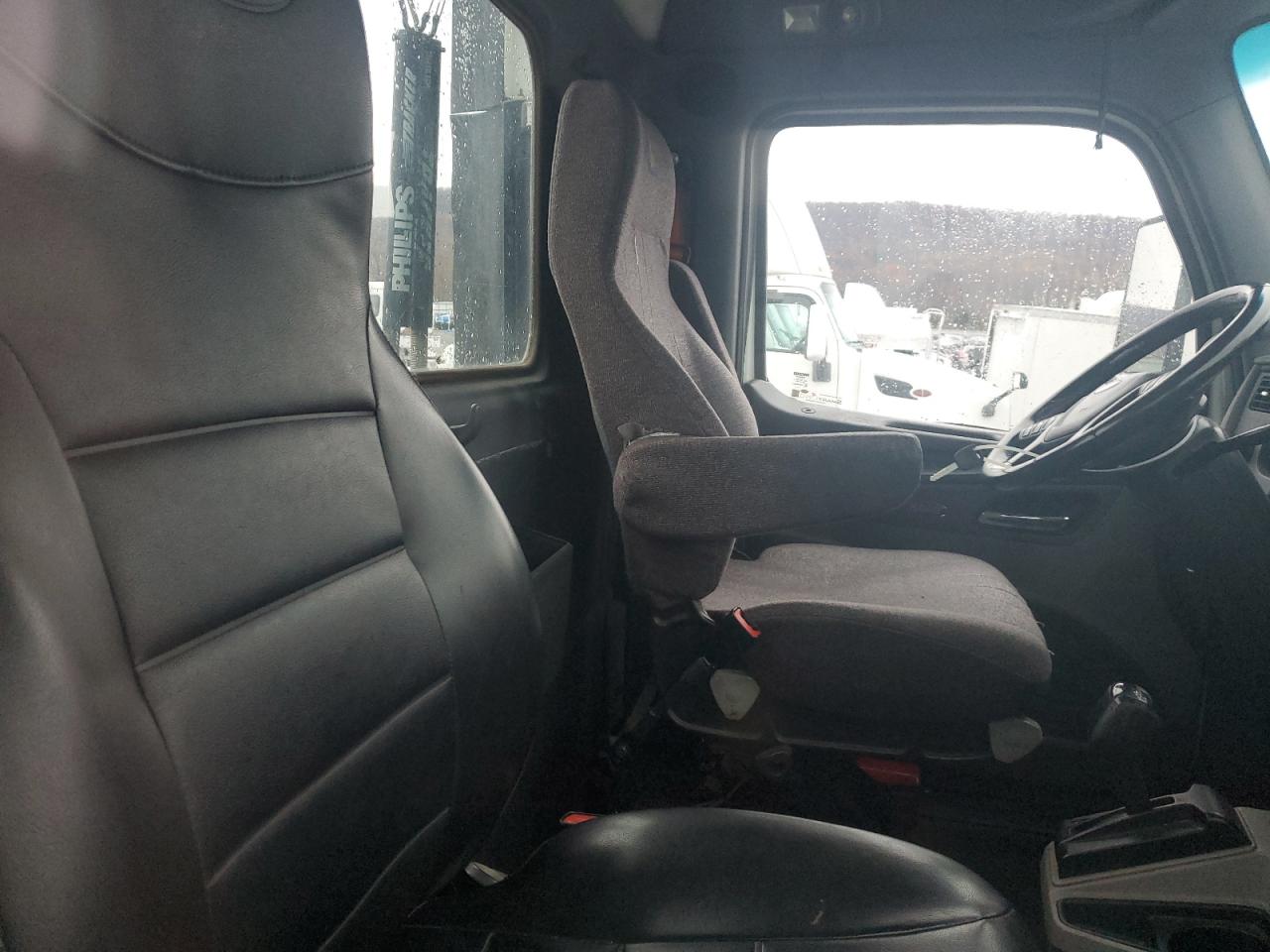 2017 PETERBILT ALL MODELS