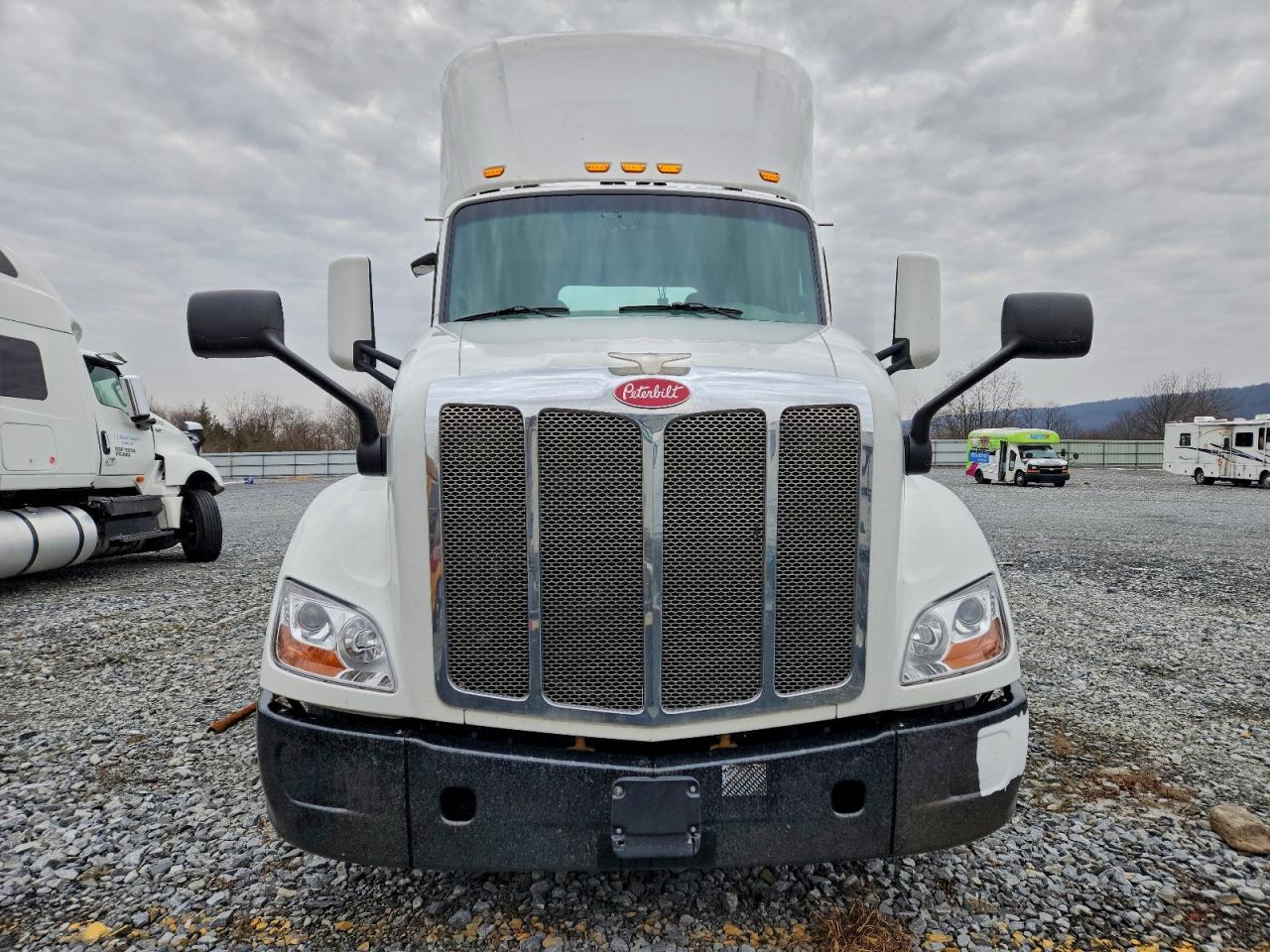 2017 PETERBILT ALL MODELS