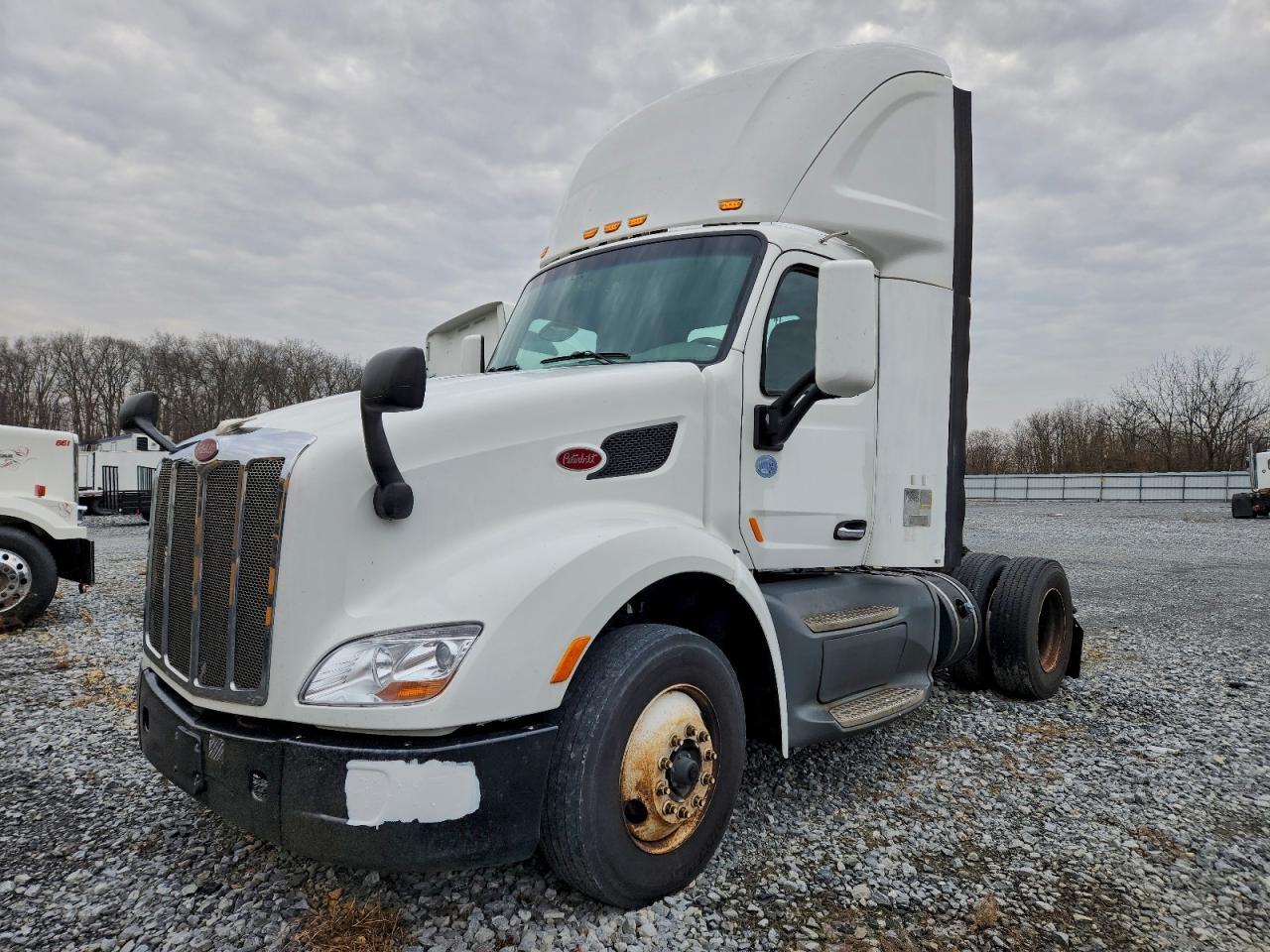 2017 PETERBILT ALL MODELS
