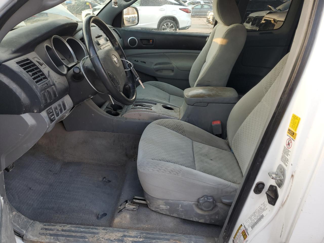 2011 TOYOTA TACOMA