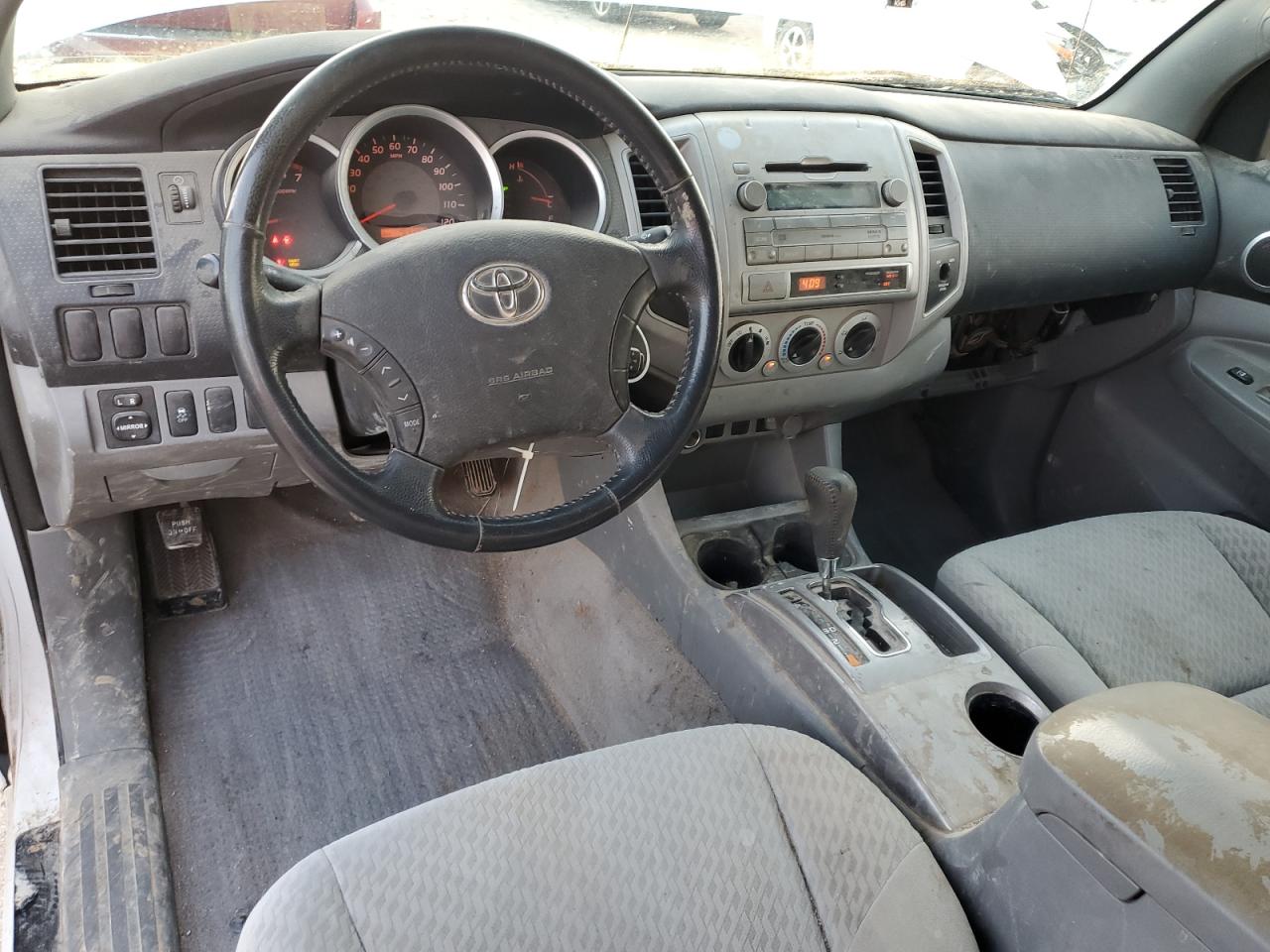 2011 TOYOTA TACOMA