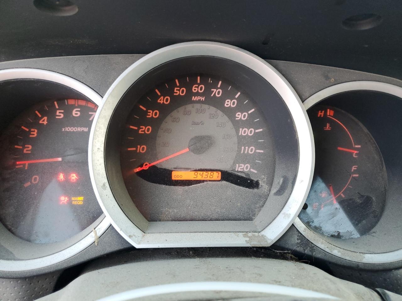 2011 TOYOTA TACOMA