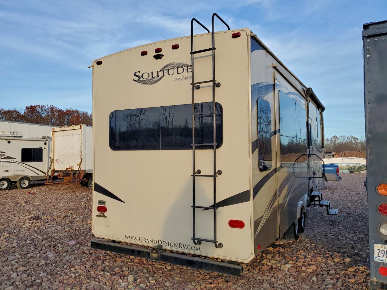 2015 GRAND DESIGN SOLITUDE