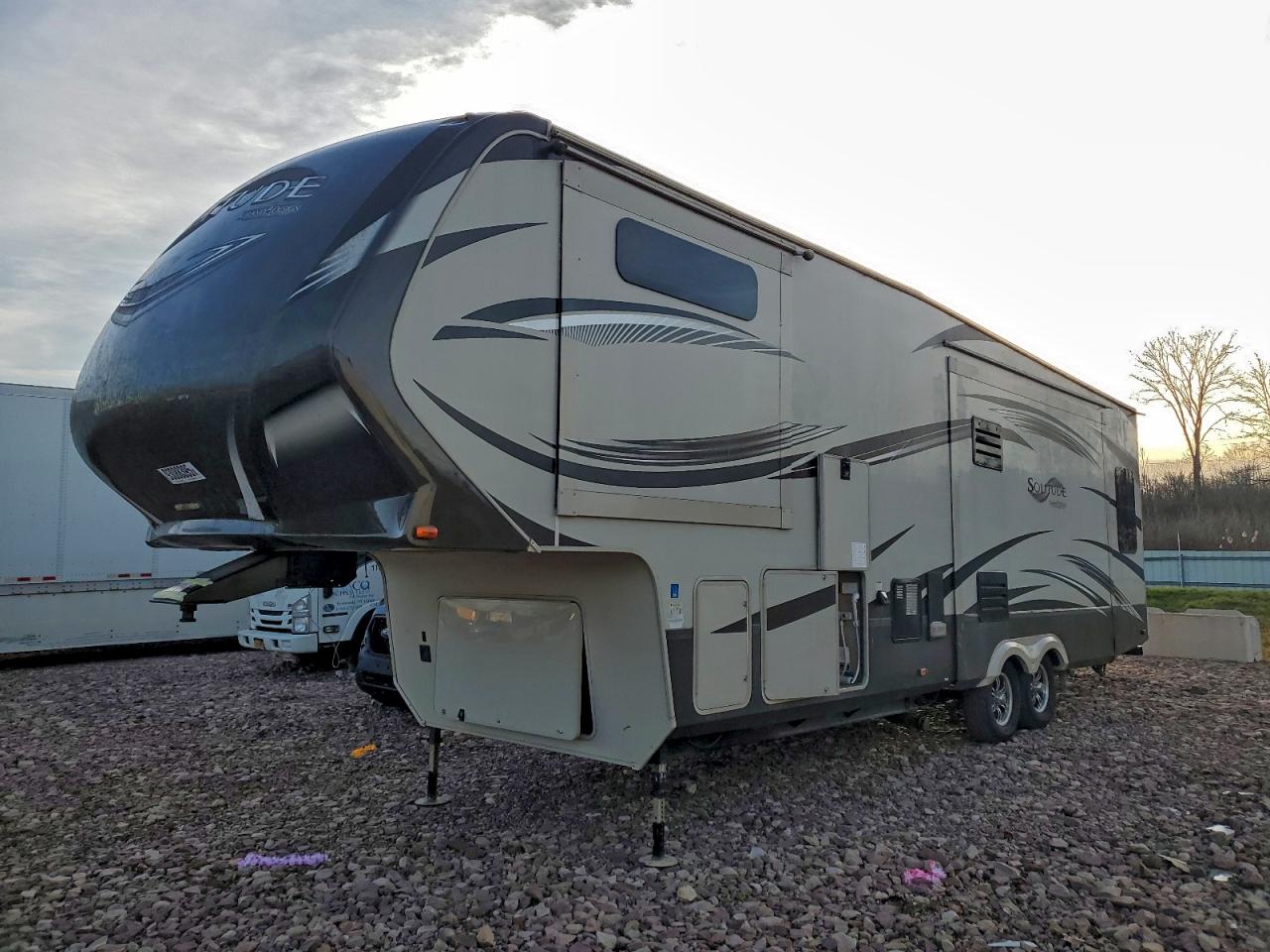 2015 GRAND DESIGN SOLITUDE