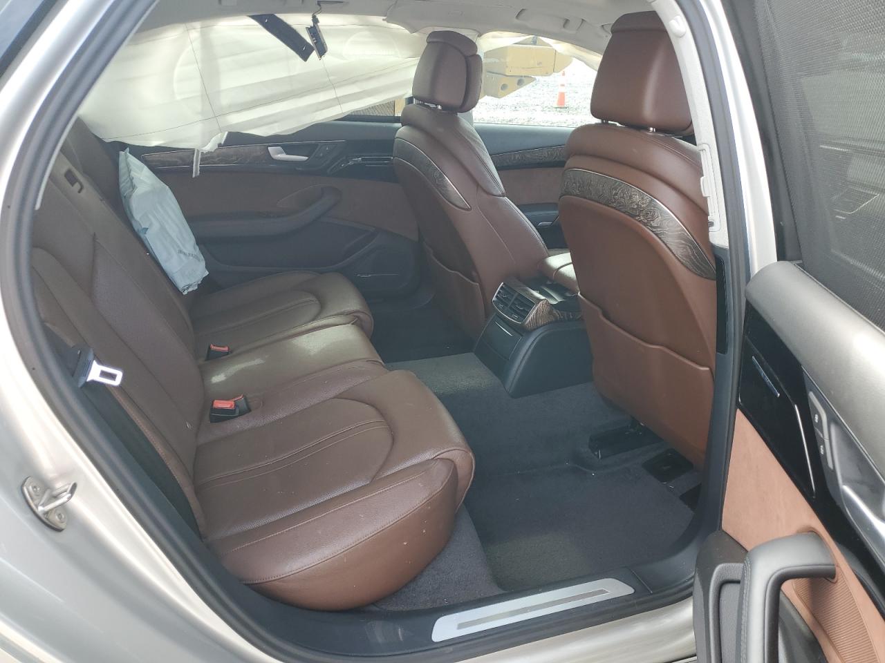 2015 AUDI A8
