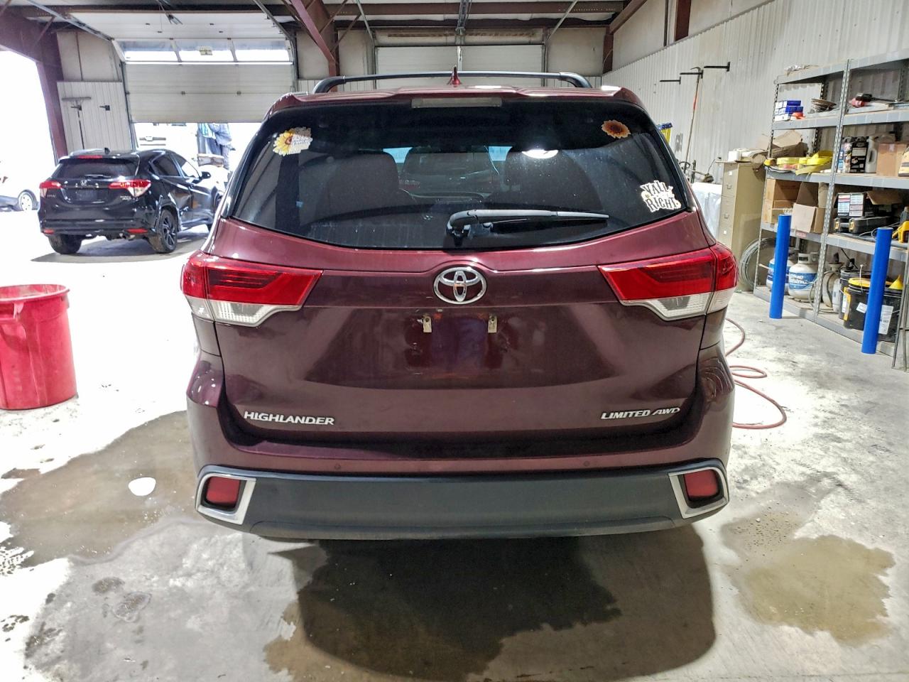 2018 TOYOTA HIGHLANDER