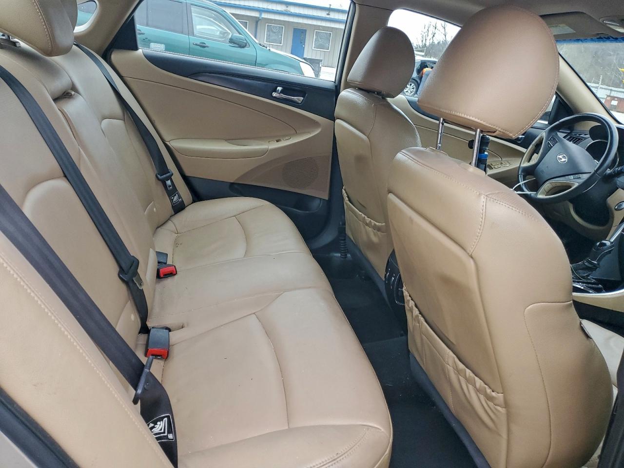 2011 HYUNDAI SONATA