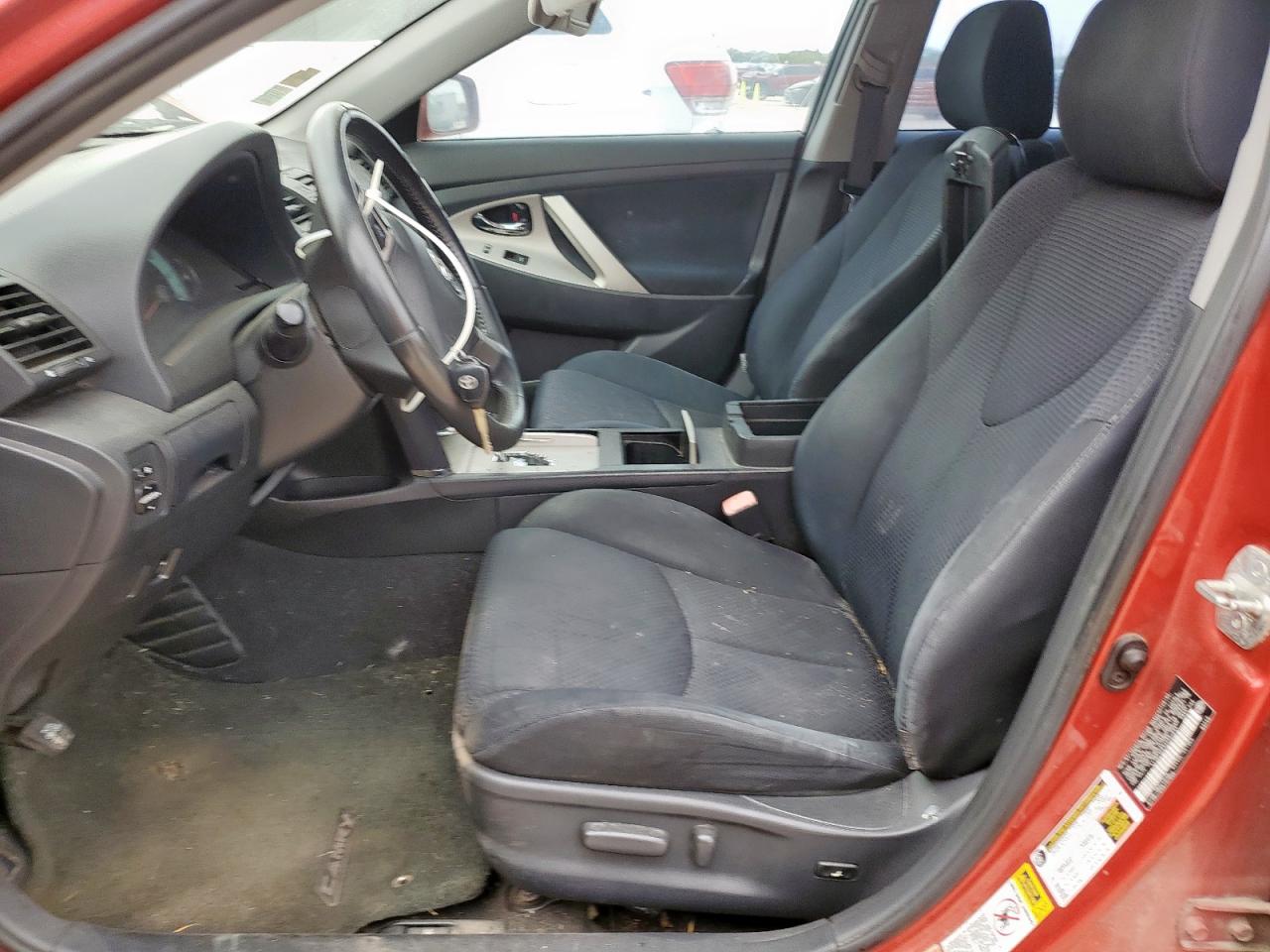 2010 TOYOTA CAMRY