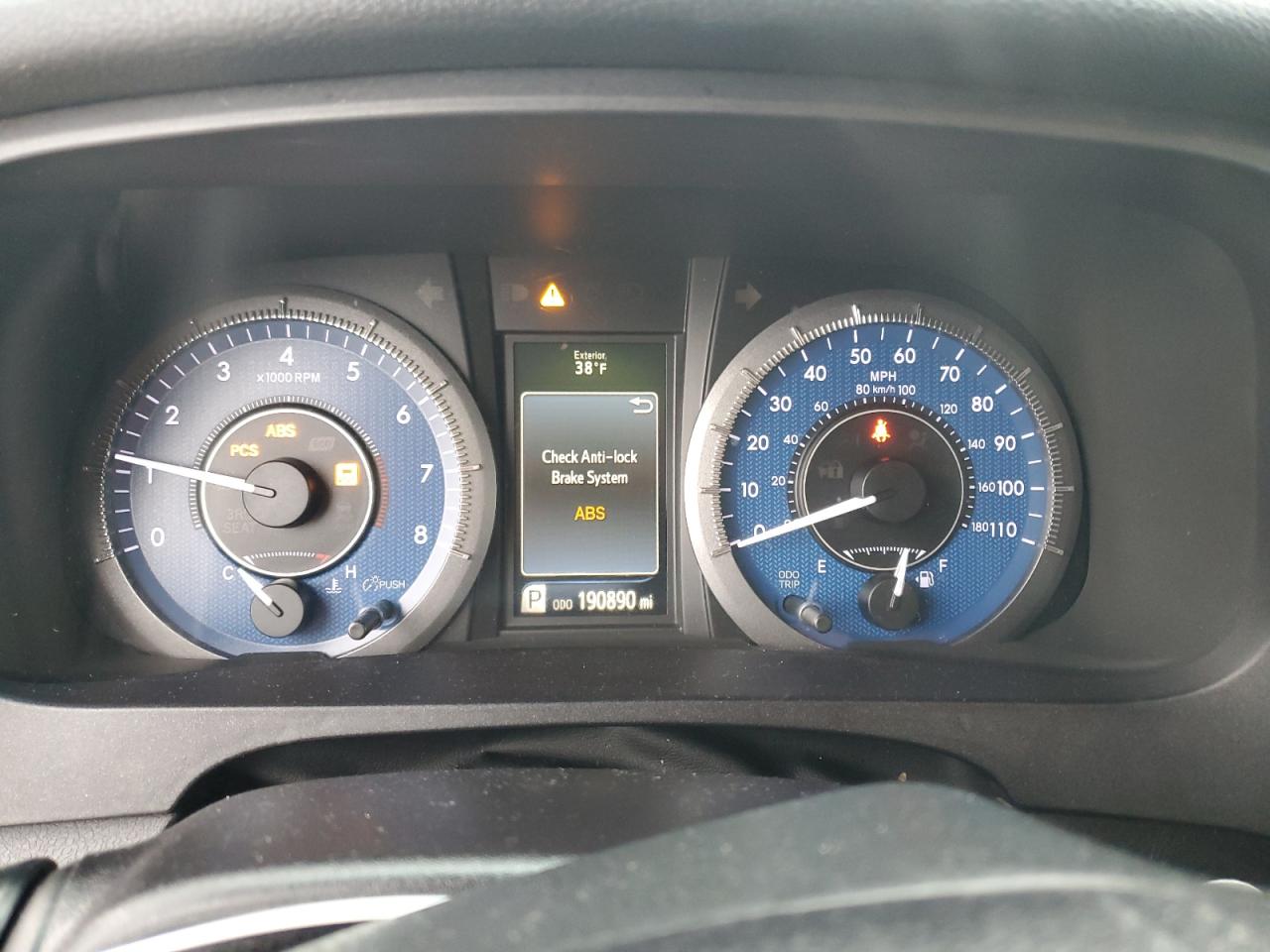 2016 TOYOTA SIENNA