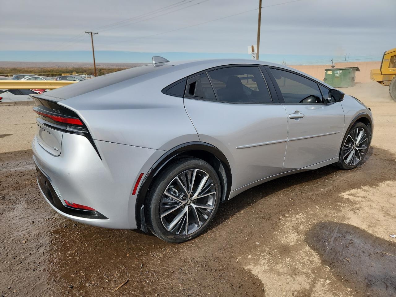 2024 TOYOTA PRIUS
