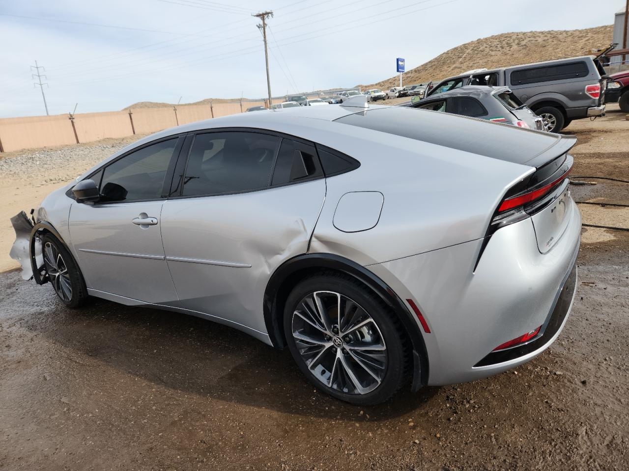 2024 TOYOTA PRIUS