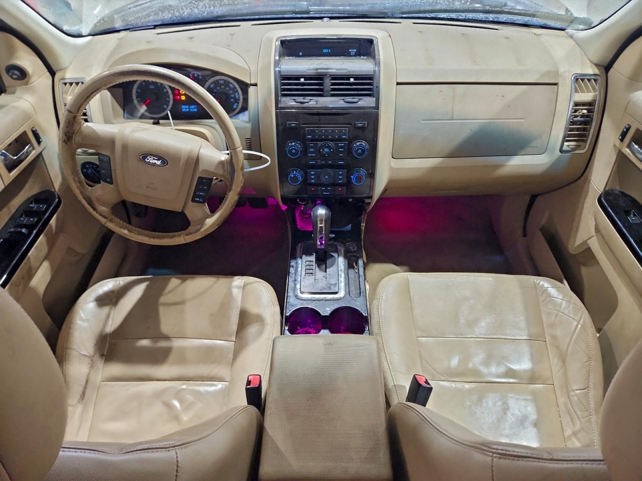2011 FORD ESCAPE