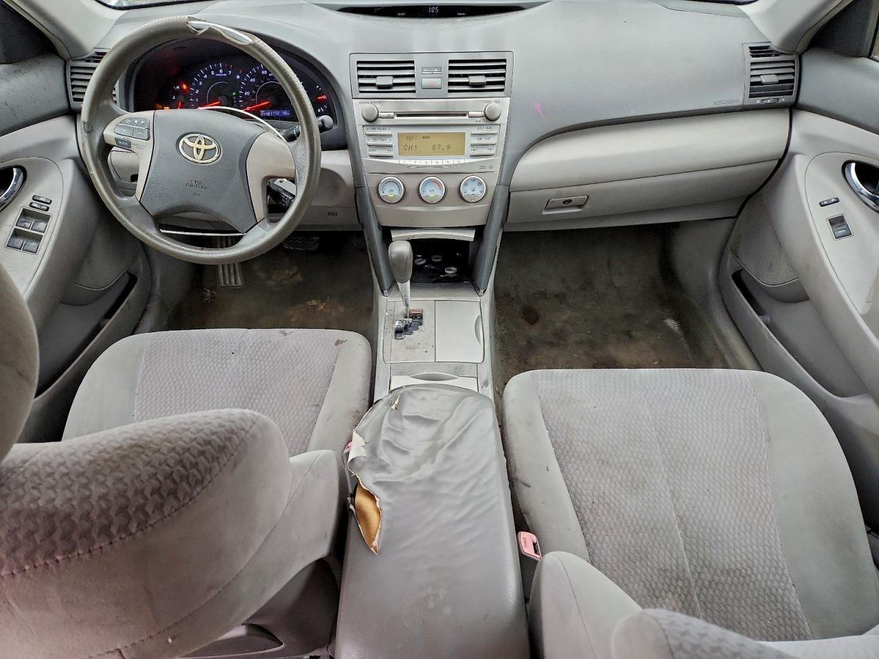 2011 TOYOTA CAMRY