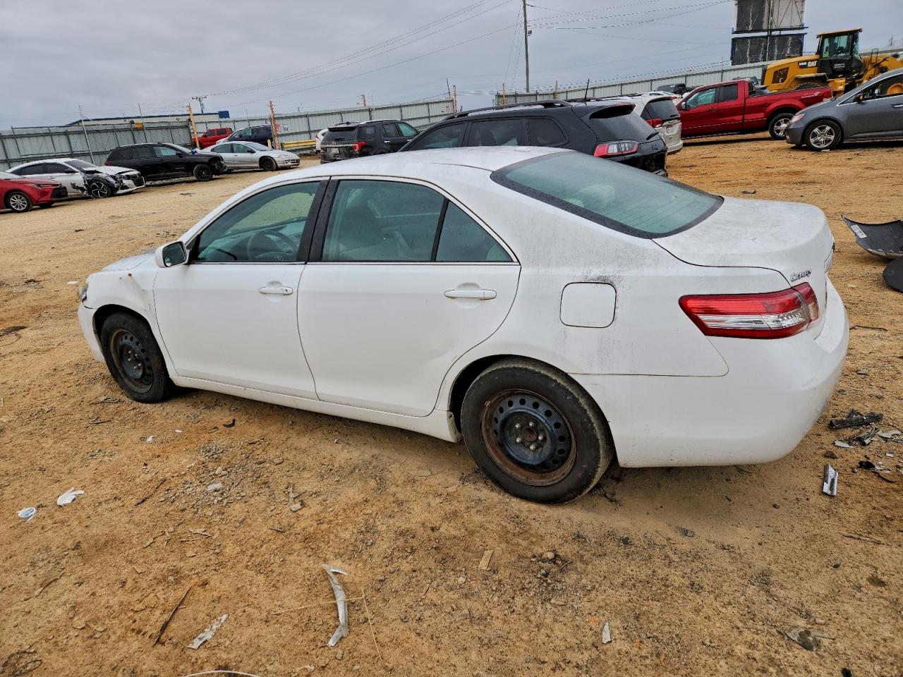 2011 TOYOTA CAMRY