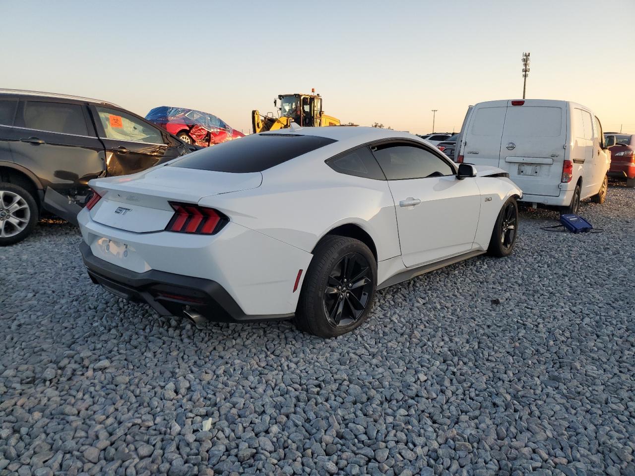2025 FORD MUSTANG