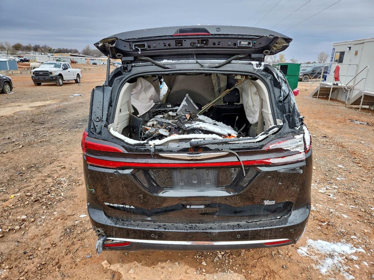 2022 CHRYSLER PACIFICA