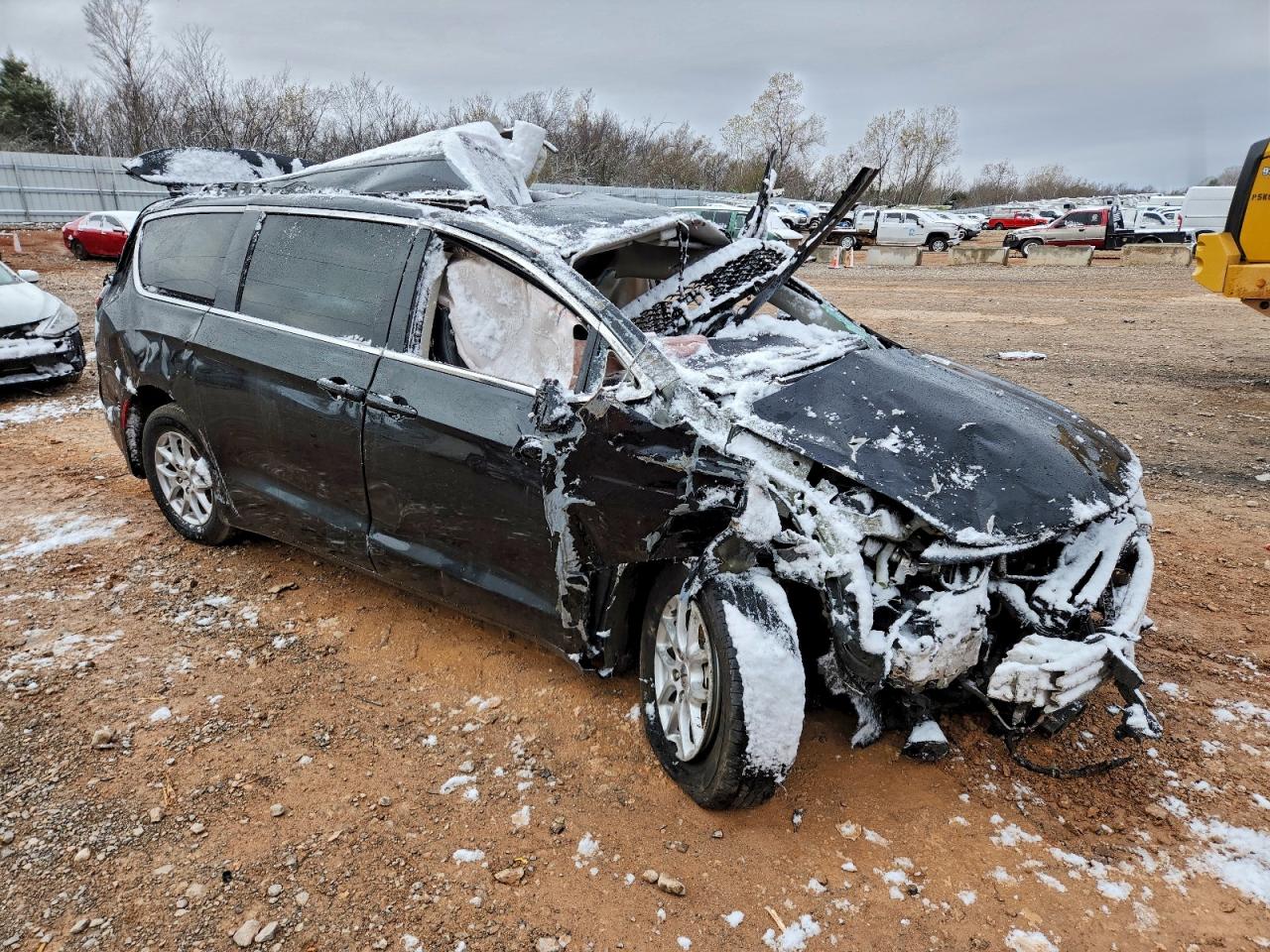 2022 CHRYSLER PACIFICA
