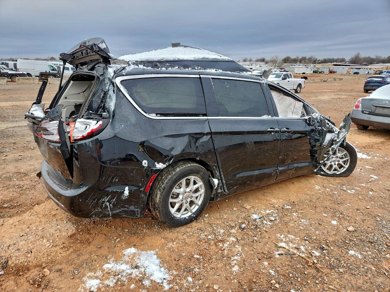 2022 CHRYSLER PACIFICA