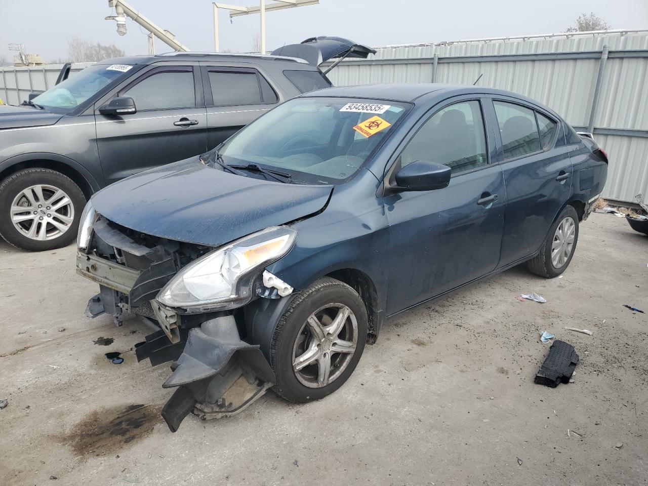 2016 NISSAN VERSA