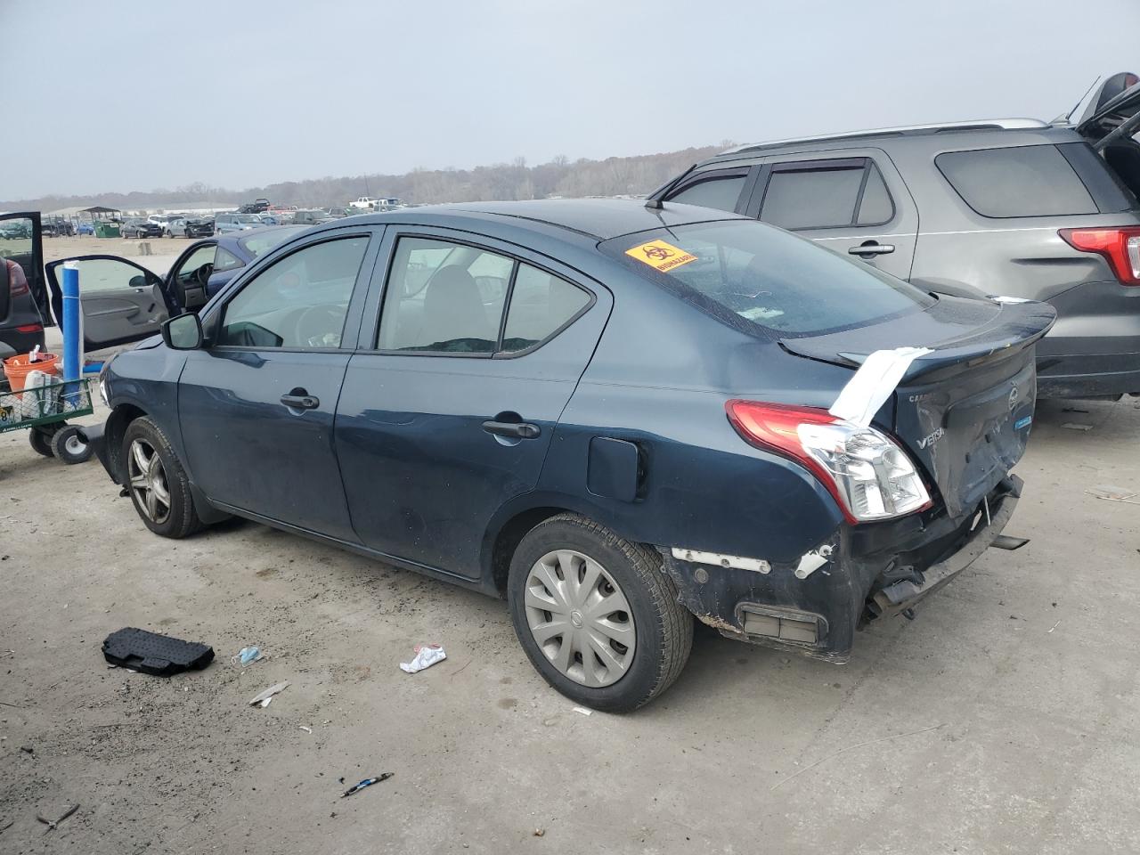 2016 NISSAN VERSA