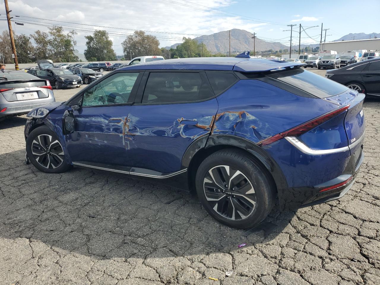 2024 KIA EV6 LIGHT