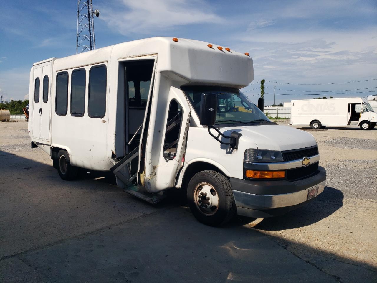 2021 CHEVROLET EXPRESS