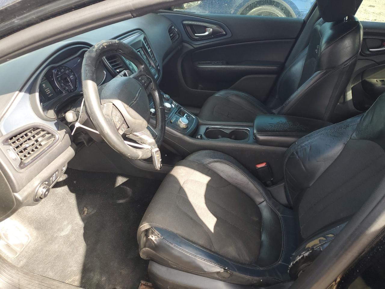 2015 CHRYSLER 200