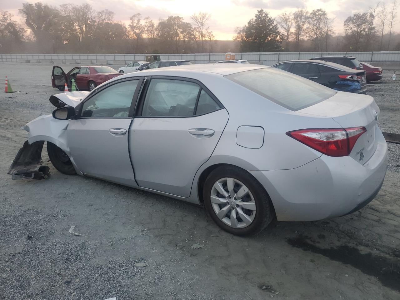 2015 TOYOTA COROLLA