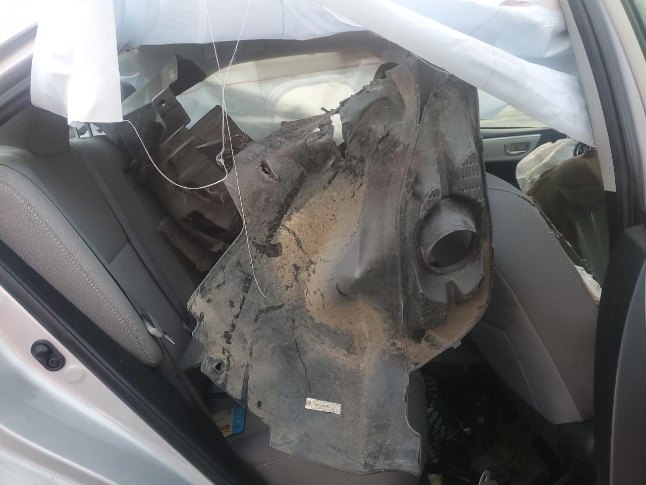 2015 TOYOTA COROLLA