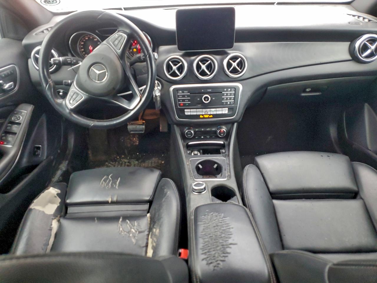 2019 MERCEDES-BENZ GLA-CLASS