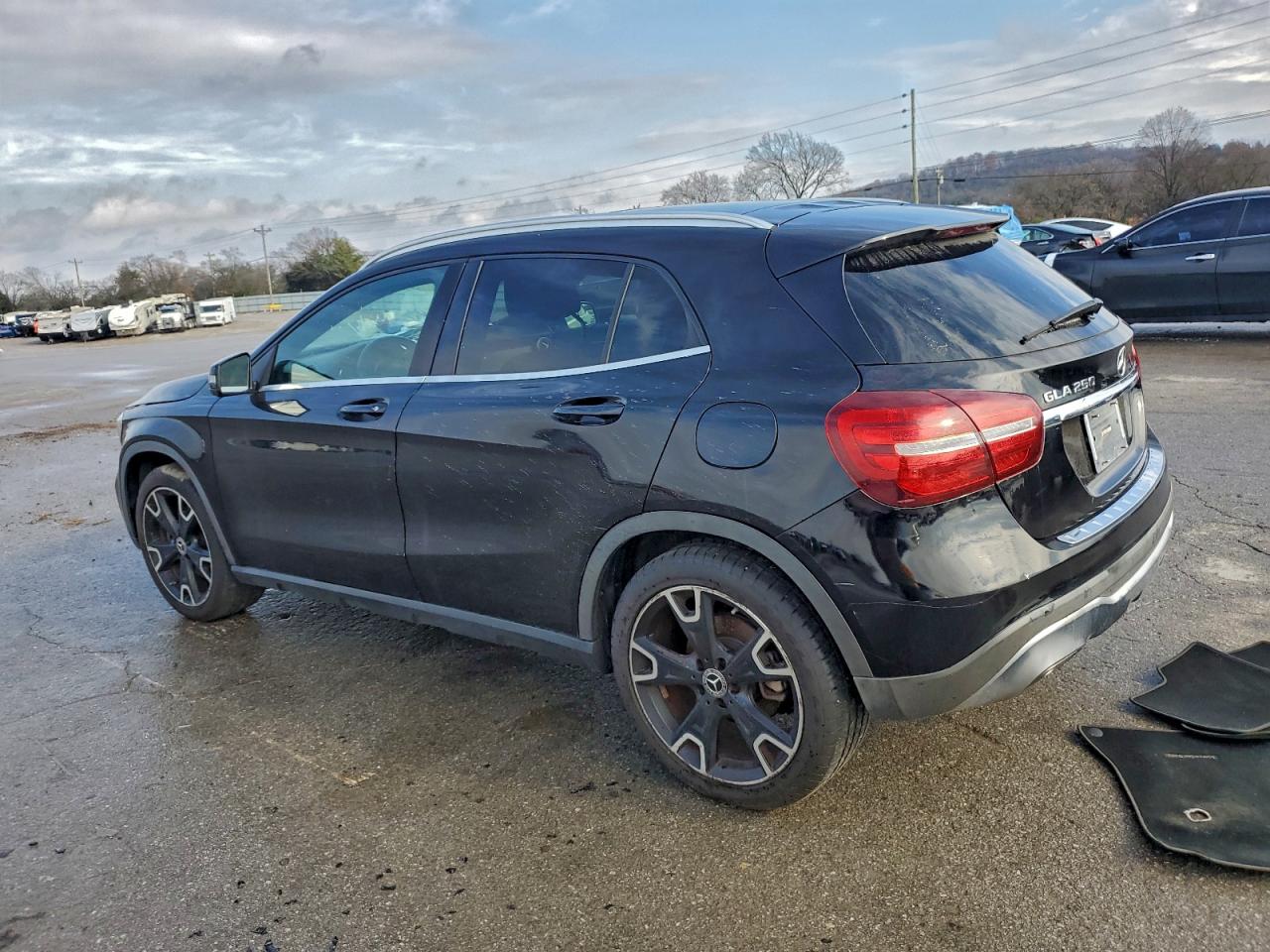 2019 MERCEDES-BENZ GLA-CLASS
