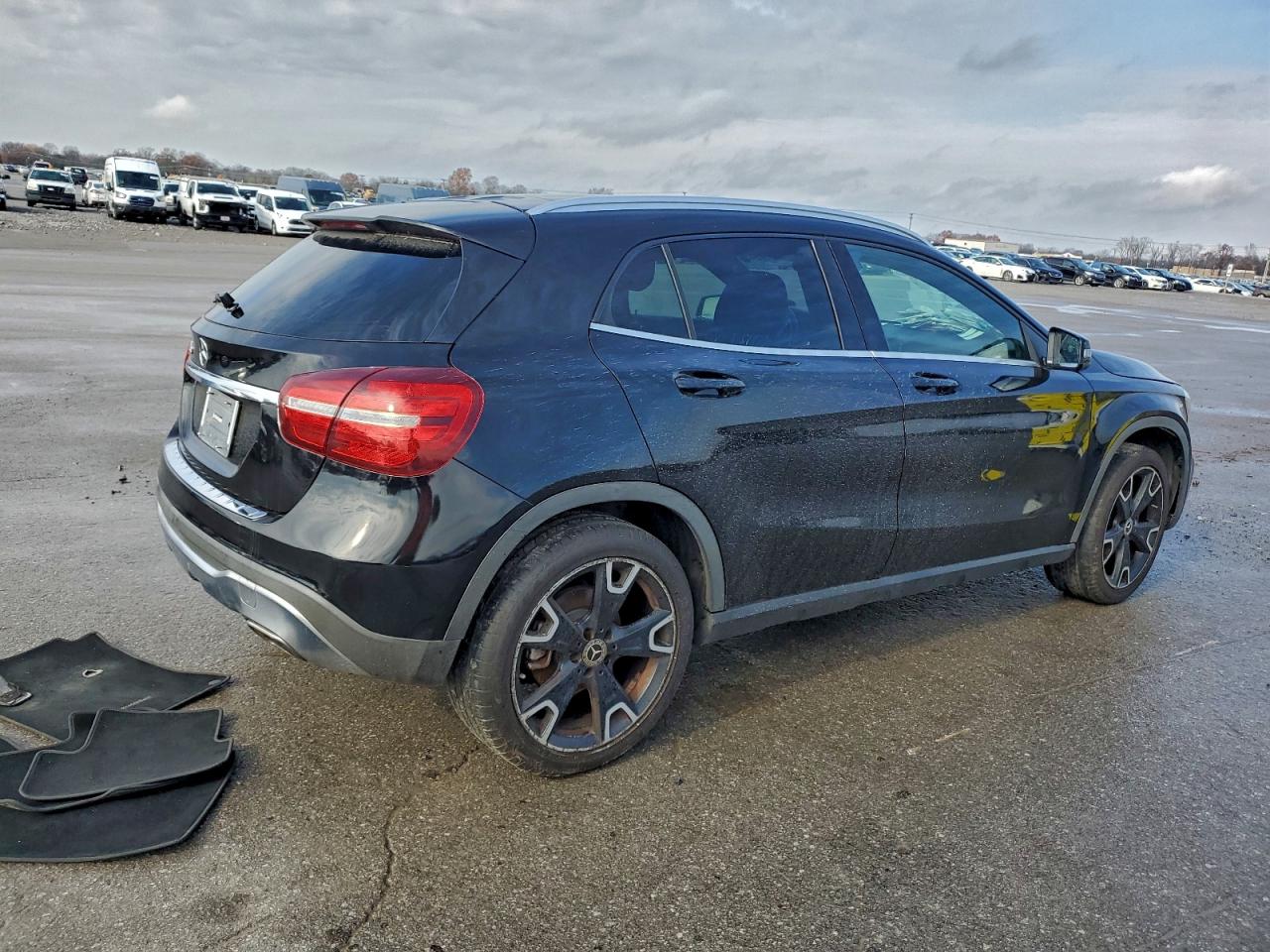2019 MERCEDES-BENZ GLA-CLASS