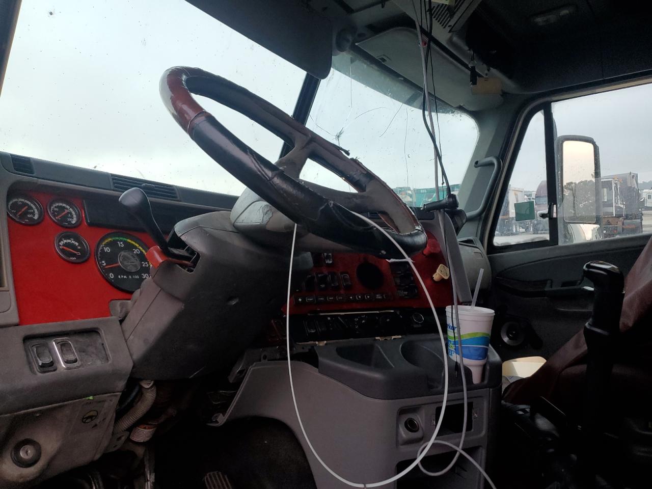 2007 FREIGHTLINER CST120