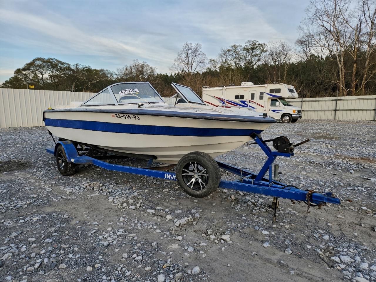 1991 INVADER BOAT