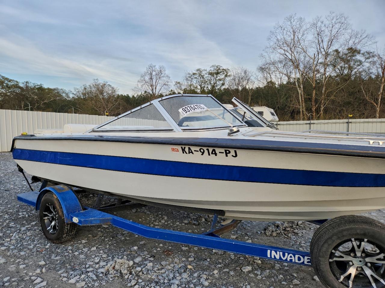 1991 INVADER BOAT