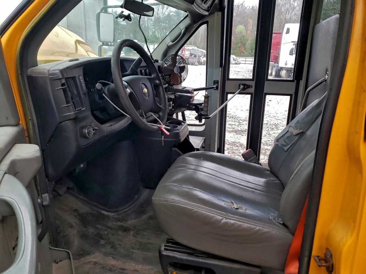 2014 CHEV EXPRESS