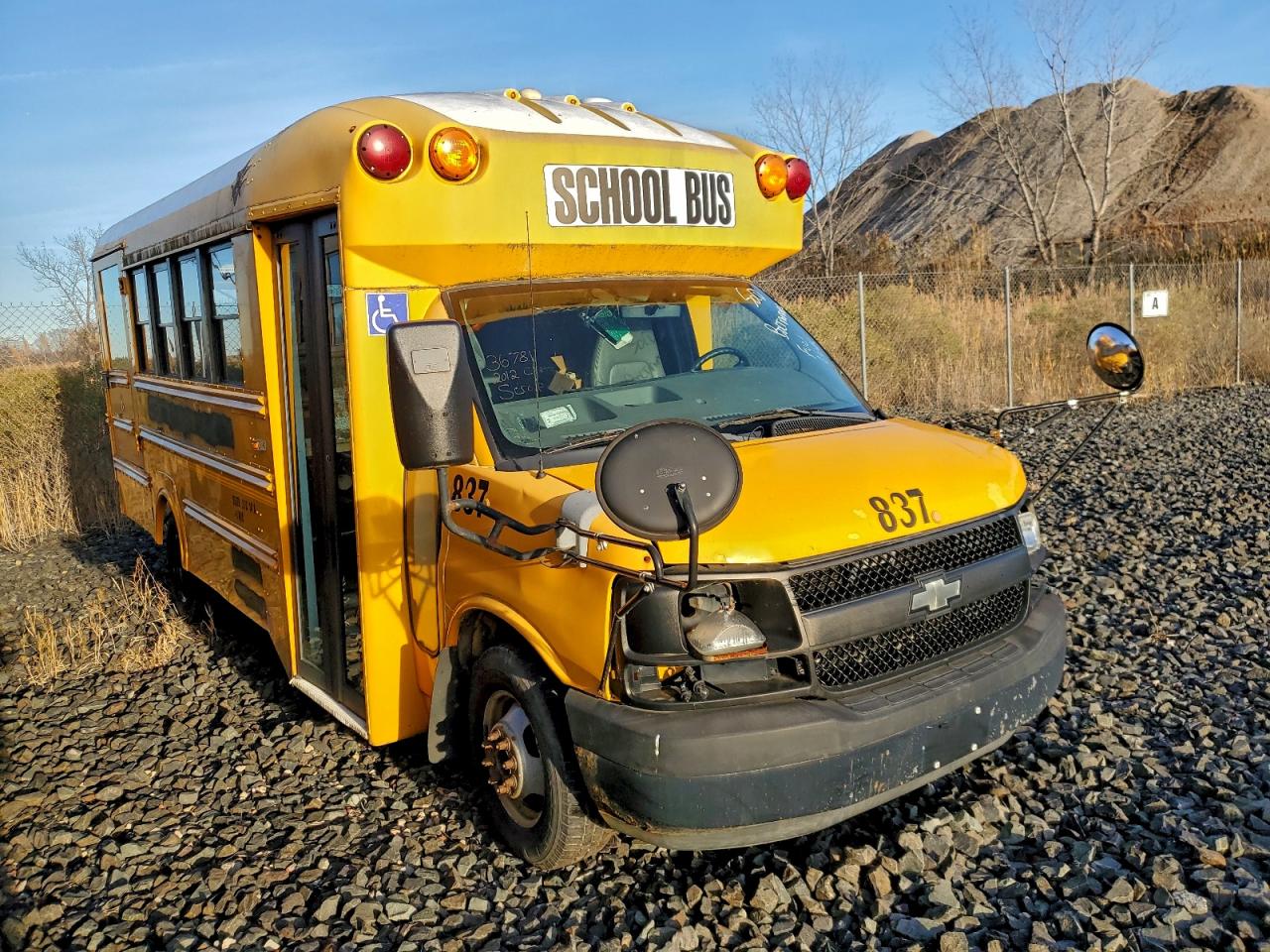 2011 CHEVROLET EXPRESS