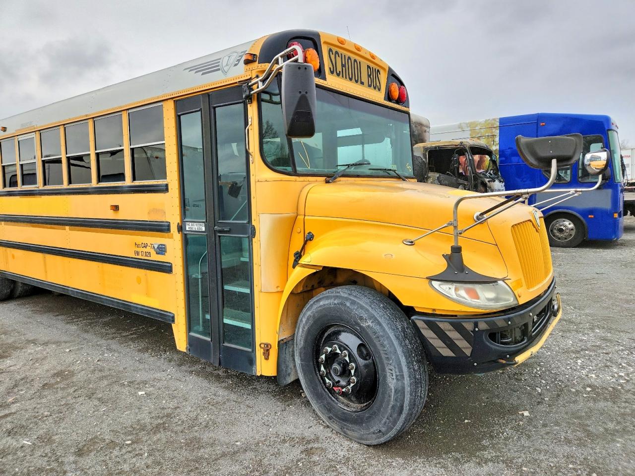 2013 IC CORPORATION CE SERIES