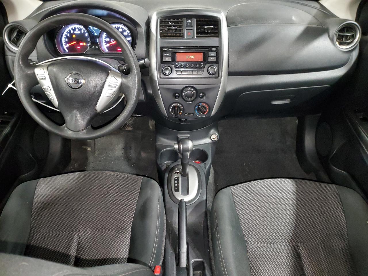 2017 NISSAN VERSA