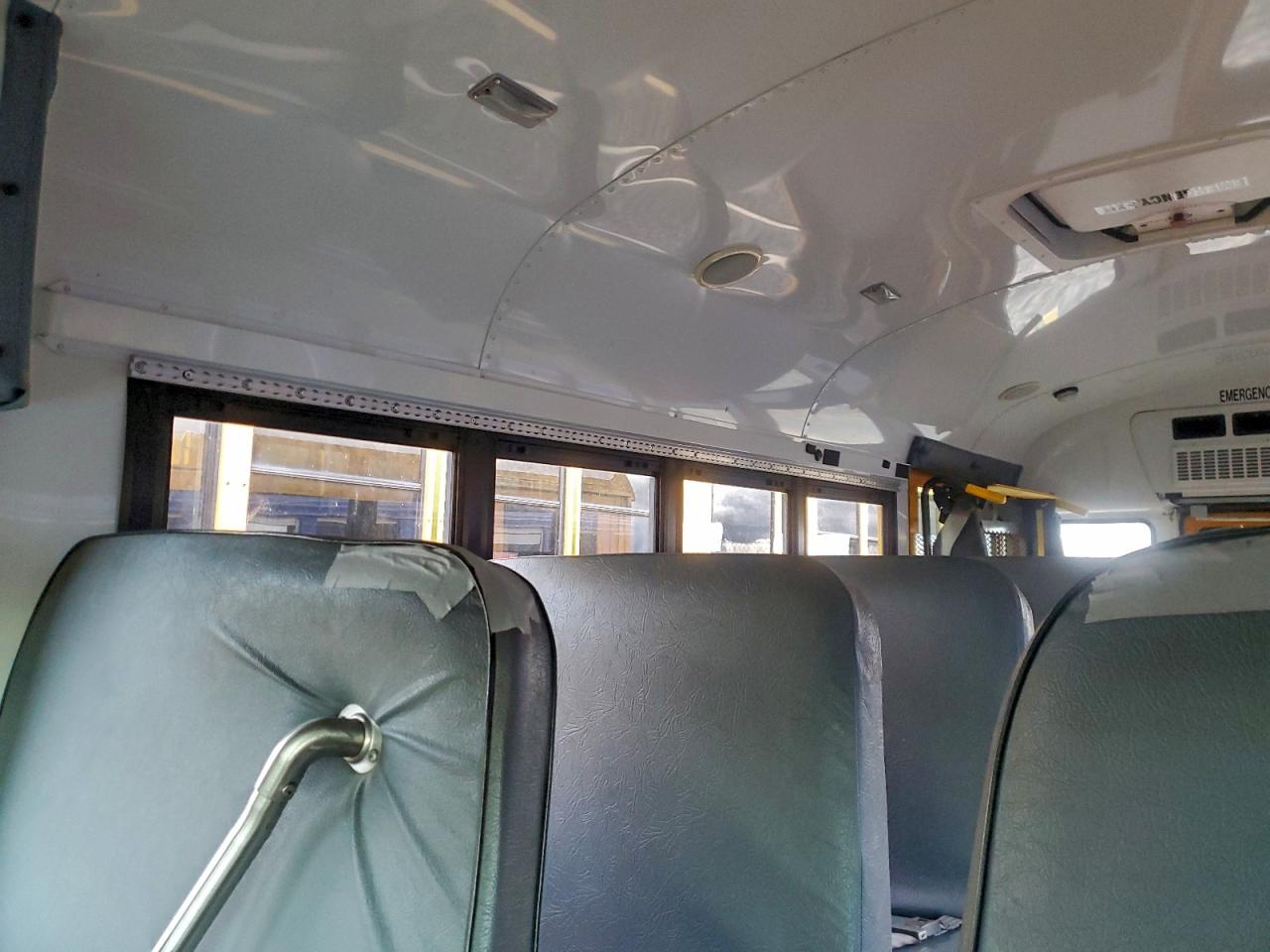 2012 COLLINS EXPRESS G4